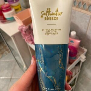 Ultra Shea body cream Scent: Sea-salt breeze 8 oz.